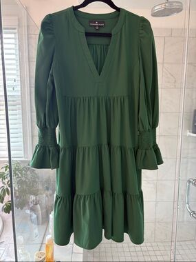 Pomander Place Emerald Green Tiered V-Neck Long Sleeve Dress